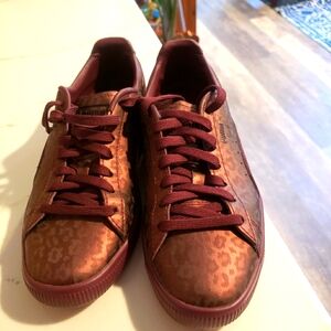 PUMA Women's Copper Metallic Sneaker - Burgundy Accents